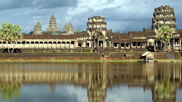 Angkor Wat Small-Group Exploration with Expert Guide