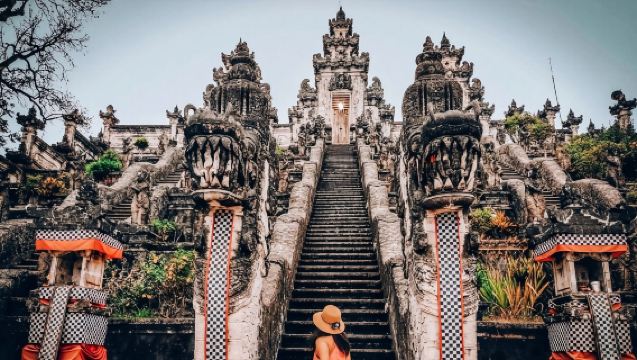 Partenza da Bali: tour di un giorno popolare sulla costa occidentale con il tempio di Lempuyang (auto privata, viaggio indipendente)