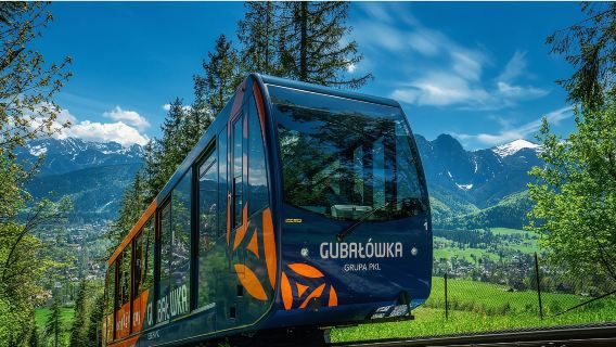 1-day tour to Zakopane from Krakow (including cable car & hot springs)
