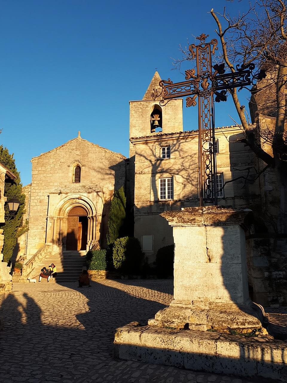 From Avignon: All Provence in one Day