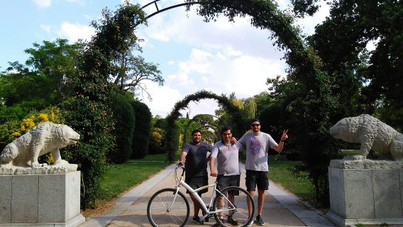 Madrid: Parque del Retiro y Barrio de las Letras en bicicleta