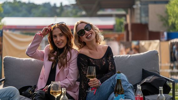 Lawatan Makanan Pusat Budapest dengan 10+ Rasa, Wain & Makanan Jalanan