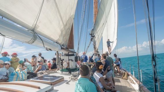 搭乘 Schooner America 2.0 參加 Key West Wreckers 比賽