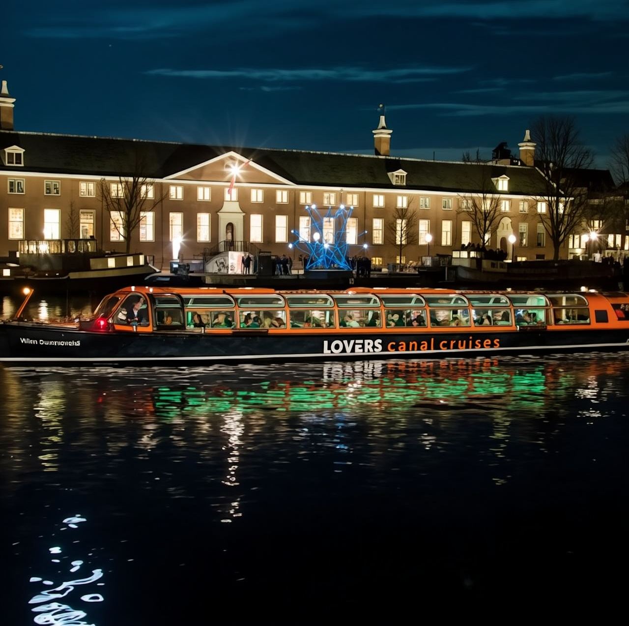 ทัวร์ล่องเรือคลองยามค่ำคืนอัมสเตอร์ดัม: ออกเดินทางจากสถานีกลาง [ออดิโอไกด์ภาษาจีน/สัมผัสบรรยากาศยามค่ำคืนอันงดงาม/ดื่มด่ำกับความโรแมนติกของอัมสเตอร์ดัม]