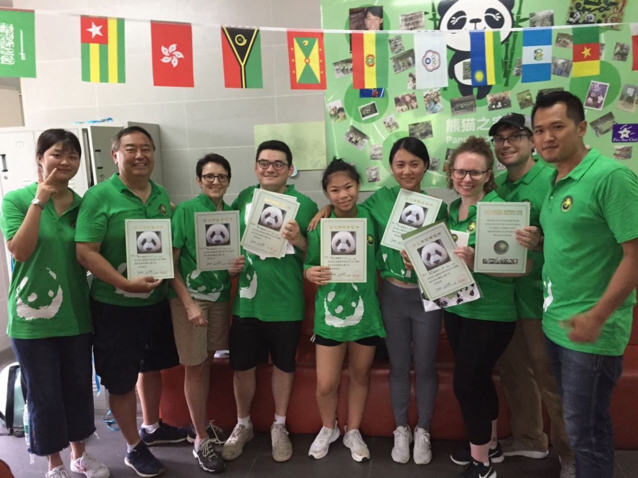 熊貓義工1日愛心體驗&親子營+體驗滾滾鏟屎官日常+贈紀念禮包頒發證書+了解大熊貓知識