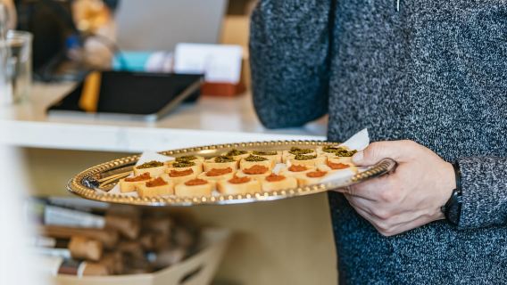 Seattle: Pike Place Market Chef-Guided Food Tour