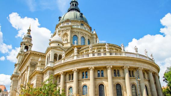 Budapest: Tham quan Vương cung thánh đường Thánh Stephen