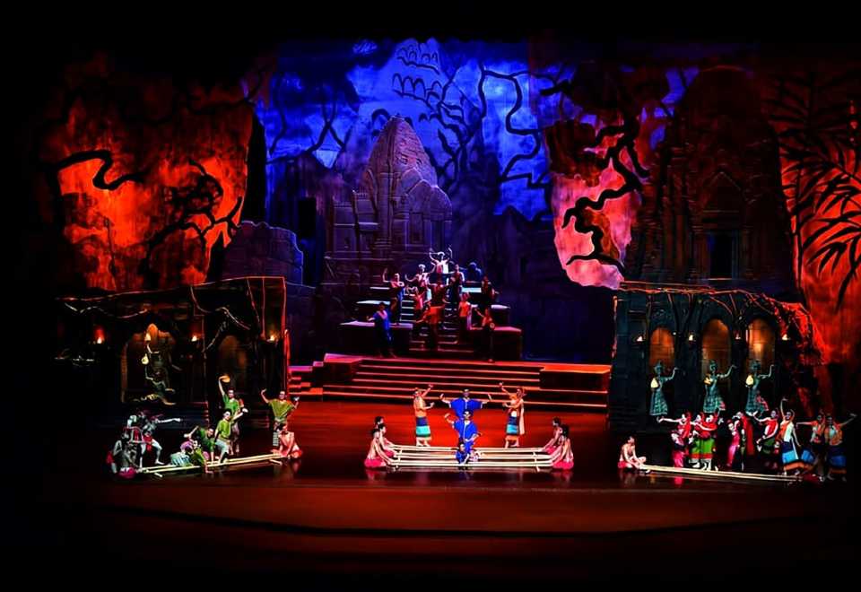 Phuket: Siam Niramit Premium ( Show, Dinner & Transfer)