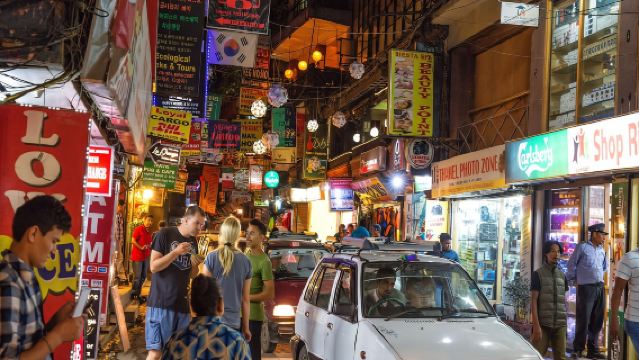 Explore the City of Bangkok and Sacred Temple - Private Tour