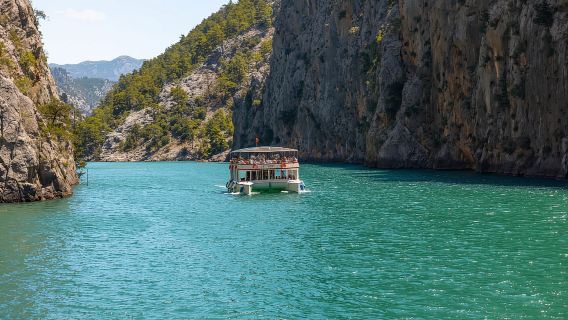 Green Canyon Boat Trip & Scenic Nature Escape with Lunch