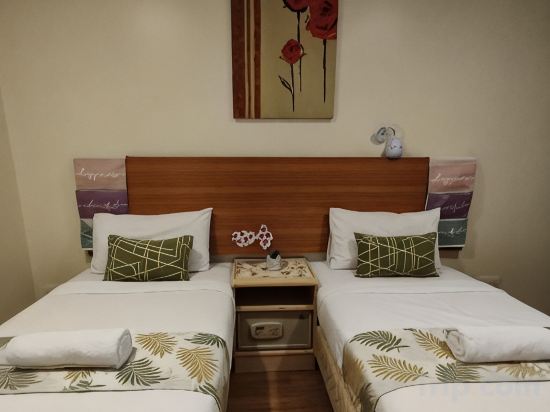 SCC Hotel Room Type - Deluxe Twin