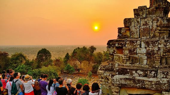 Best Temples Day Tour in Siem Reap with Sunset