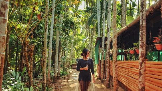 CULTURAL & HISTORIC DAY TOUR ATTRACTIONS - Churches, Temples & Spice Plantation