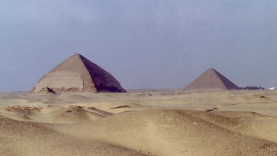 Day Tour to Giza Pyramids, Sakkara, Dahshur Pyramids, and Memphis