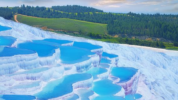 ทัวร์ปามุคคาเลและเฮียราโปลิสทุกวันจากอันตัลยา