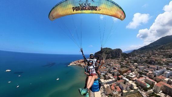 Chuyến bay dù lượn đôi ở Cefalù