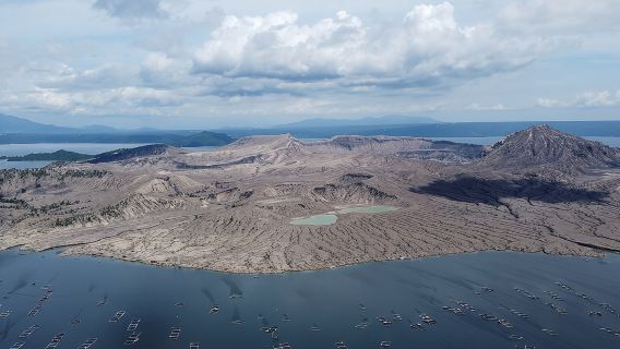 Taal Volcano Experience: Scenic Countryside and Volcano Tour