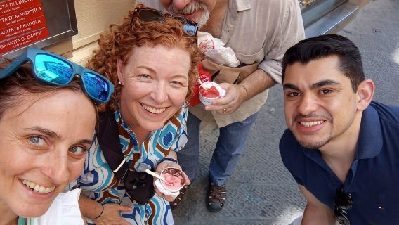 Tour đi bộ thưởng thức ẩm thực đường phố Florence kèm rượu vang tại Khu Duomo