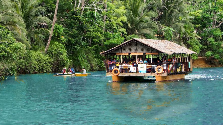 薄荷島觀海豚+巴里卡薩浮潛+巧克力山+羅博河+眼鏡猴一日遊