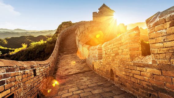 Tour di un giorno a Pechino per la cerimonia dell'alzabandiera e la Grande Muraglia a Badaling [Prenotazione biglietto d'ingresso + trasporto ● Possibilità di pick-up a domicilio]