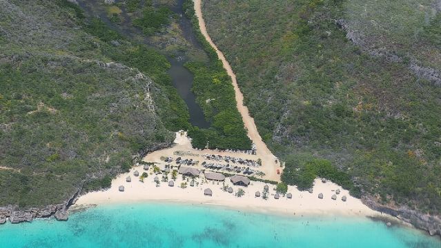 Snorkel and Beach Adventure Tour