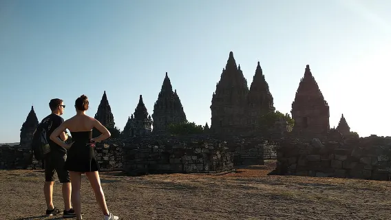 Tempio di Borobudur e Prambanan con guida inglese/francese/italiana
