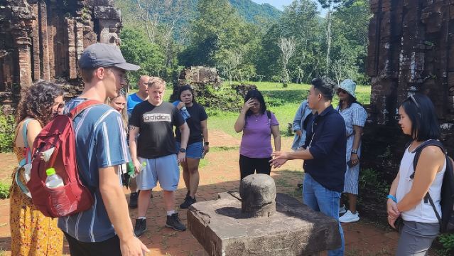 My Son Sanctuary Early Morning Tour 6 am w Banh my and Coffee 