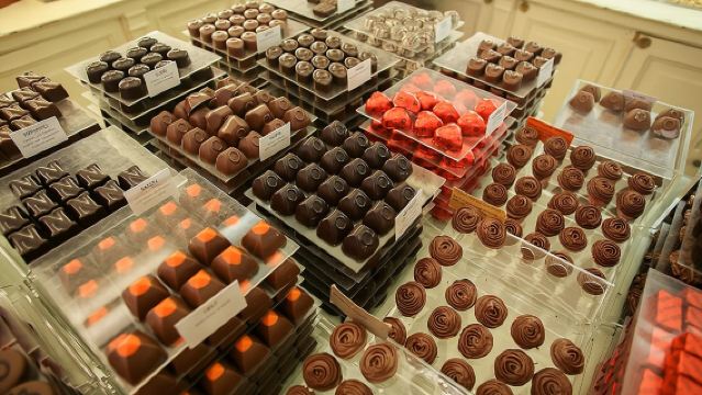 ทัวร์ชมและชิมช็อกโกแลตแบบกลุ่มเล็กในบรัสเซลส์