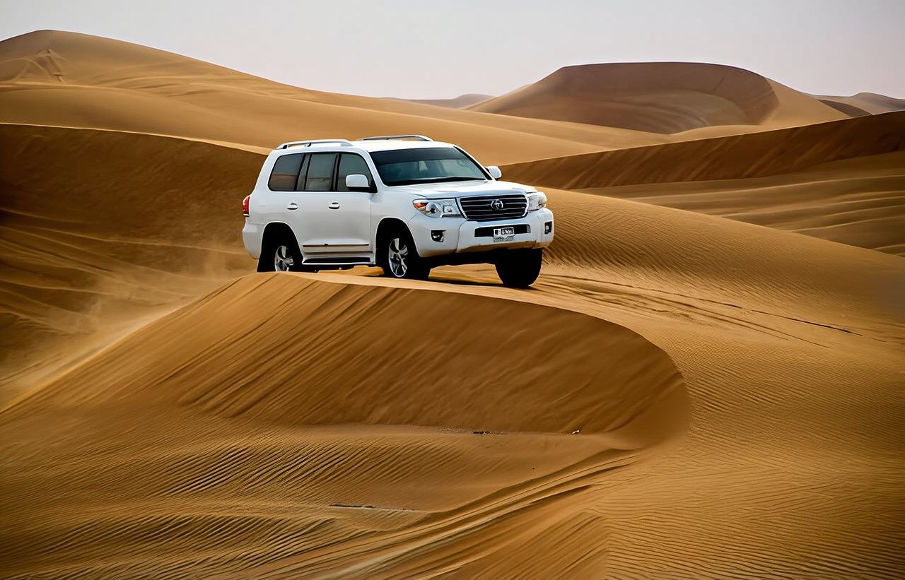 Evening Red Sand Dunes Desert safari with Pickup & Dropoff from Hotel/Home