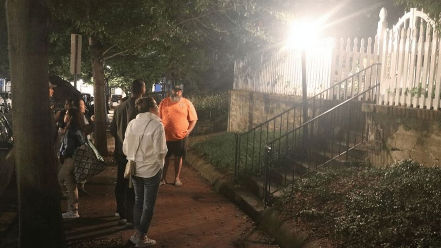 D.C.: Hantu Georgetown & Tur Tangga Pengusir Setan yang Berhantu