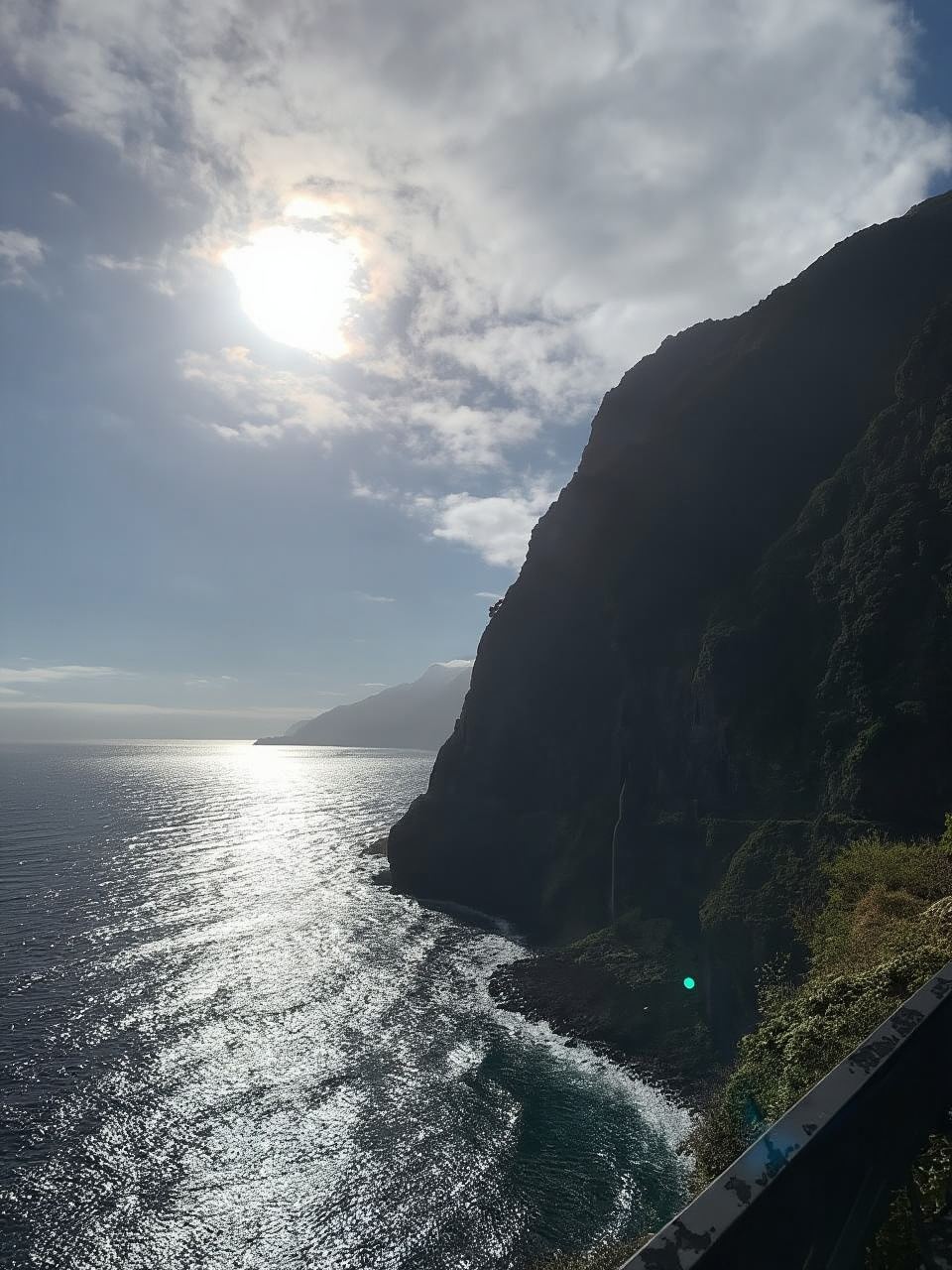 Madeira: 4x4 Jeep Tour with Beach Visit and Local Meal