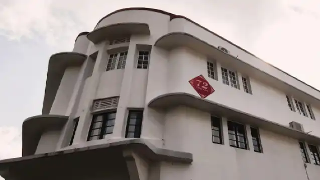 Singapore: Botanic Gardens & Tiong Bahru Walk w/Breakfast