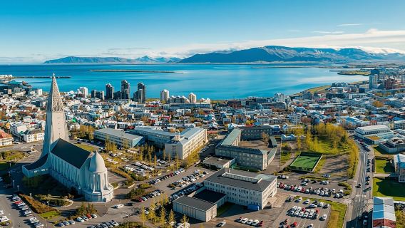 In-App Self-Guided Walking Tour to Discover Reykjavik