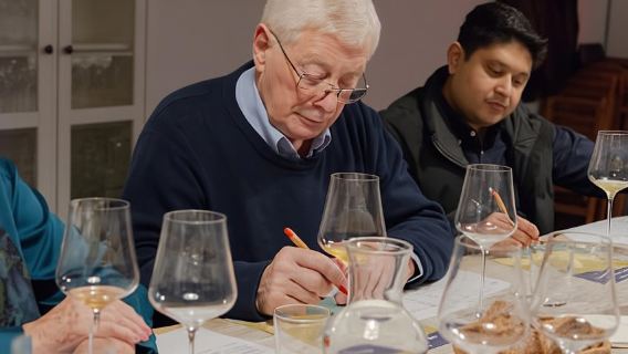 Rome: Guided Italian Wine Tasting Experience