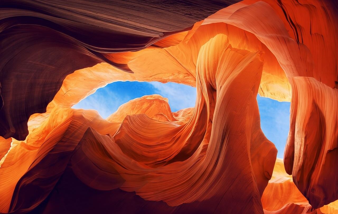 Busreis naar Lower Antelope Canyon & Horseshoe Bend vanaf Las Vegas | Engelstalige groepstour met samengestelde individuele reizigers