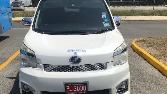 Montego Bay Airport Private Taxi Transfer To Negril Hotels