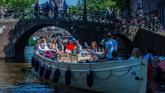 Luxury Canal Cruise | Departure Central Station
