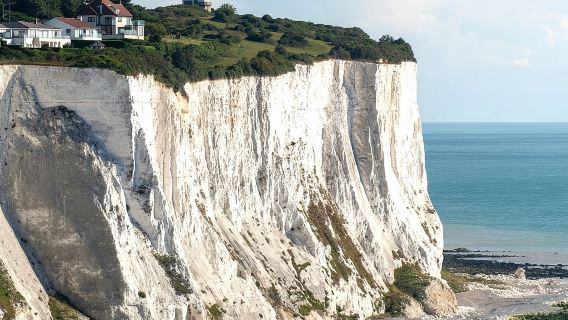 Canterbury Cathedral, Dover Castle & White Cliffs Guided Day Tour from London