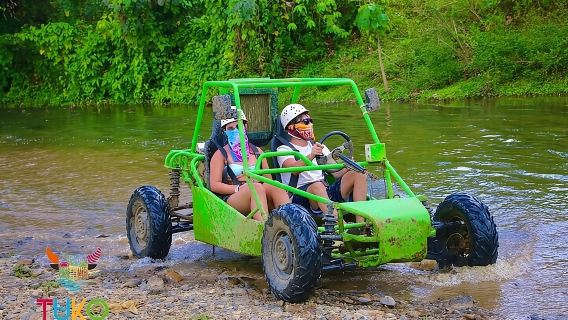 Buggy, Reiten und Seilrutsche inklusive Mittagessen ab Punta Cana