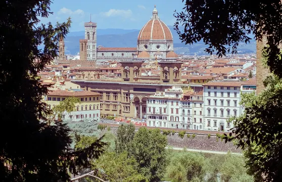 高爾夫球車遊覽菲耶索萊羅馬劇場及博物館