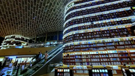 ทัวร์เคป๊อปเกาหลีในโซล [สถานที่ท่องเที่ยวฮอลลีวูดยอดนิยม & ถ่ายรูปกับธีมไอดอล]