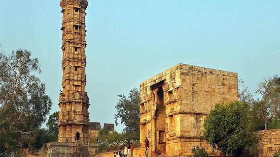 Từ Pushkar: Chuyến đi trong ngày đến Pháo đài Chittorgarh có xe đưa đón