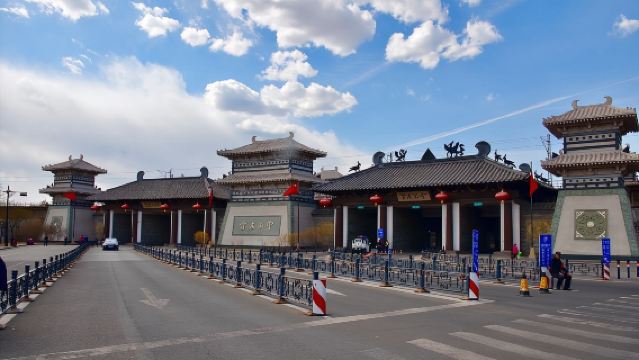 Lawatan sehari sewaan peribadi ke Pagoda Kayu Daerah Ying + Gua Batu Yungang [Kenderaan operasi|Penghantaran tersedia di stesen kereta api laju