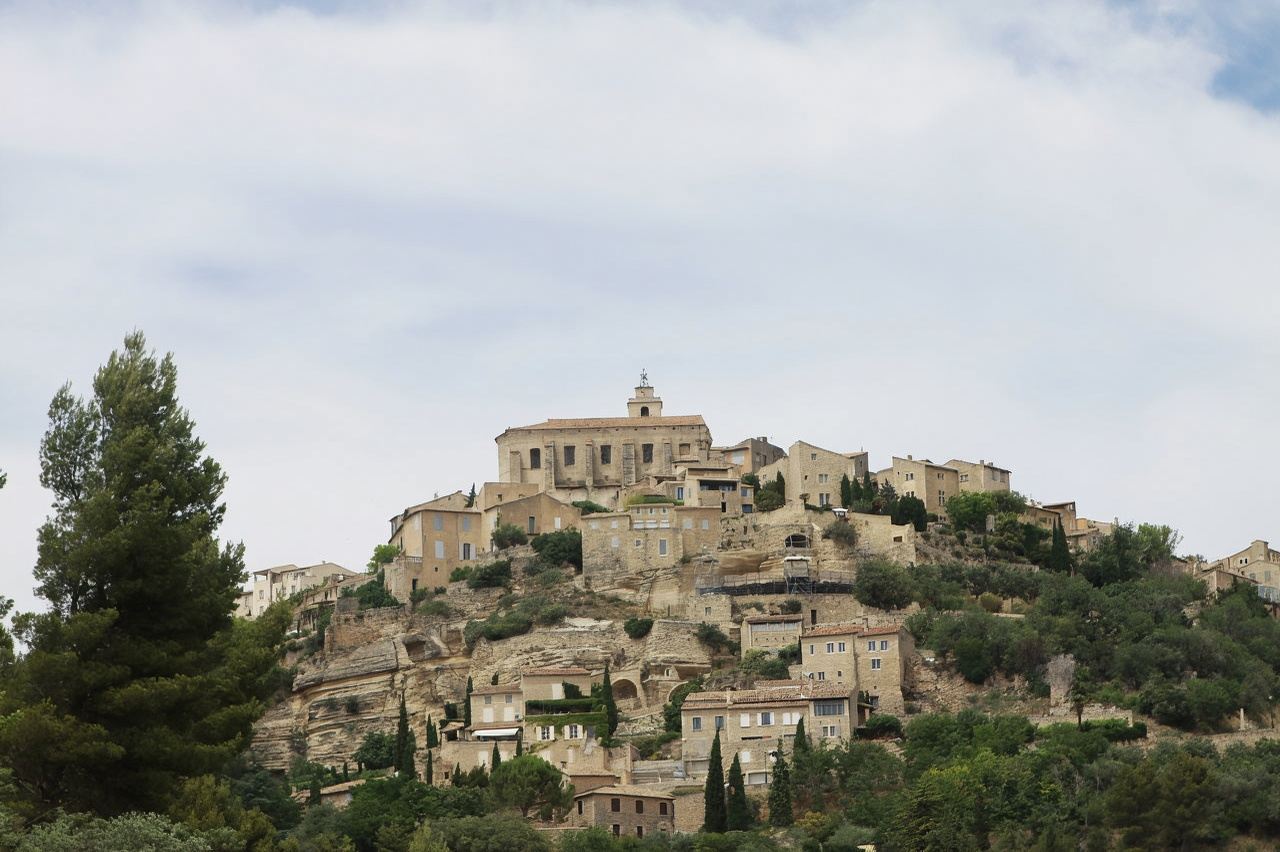 南法阿維尼翁|城牆+教皇宮+市政廳一日遊【包車10小時】