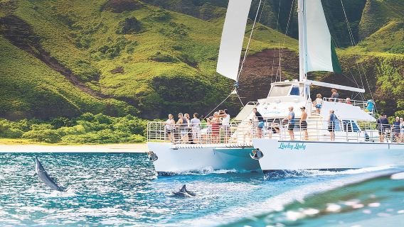 Deluxe Na Pali Morning Snorkel Tour on the Lucky Lady