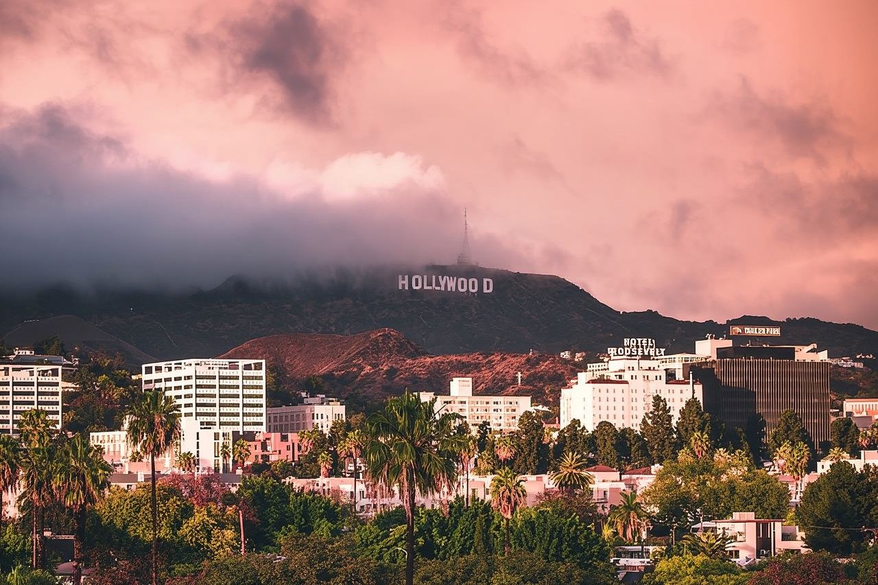 Haunted Hollywood Walking Tour: True Crime and Creepy Tales