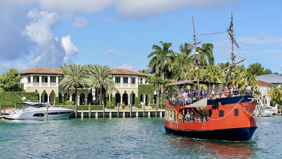 Pirate adventure on a sightseeing boat tour in Miami