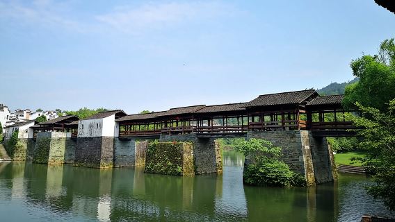 婺源北線純玩一日遊【思溪延村+彩虹橋+靈巖洞+嚴田】