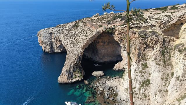 Half day private tour around malta