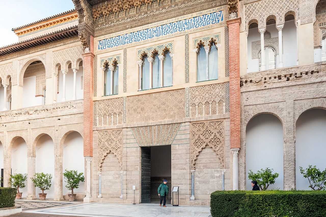 Siviglia: Tour Guidato dell'Alcazar con Ingresso
